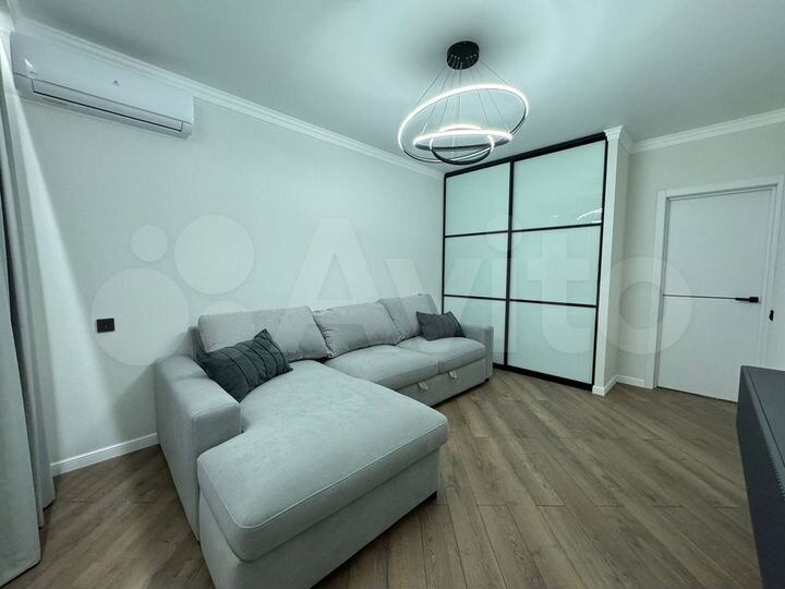 3-к. квартира, 75 м², 14/24 эт.