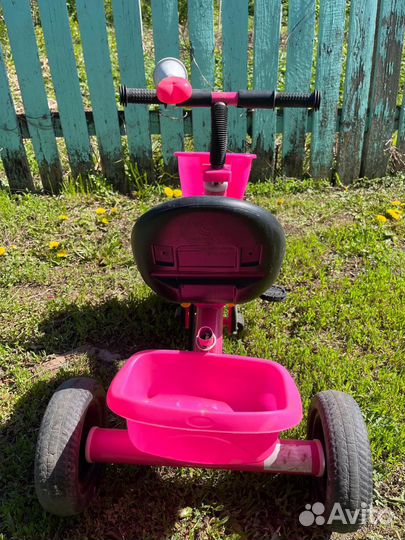 Трехколесный велосипед