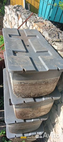 Пантон пластиковый