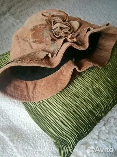 Шляпка из натуральной кожи.Р.58