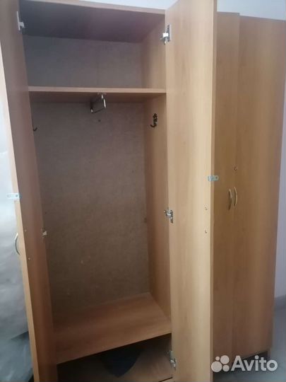 Шкаф для одежды бу