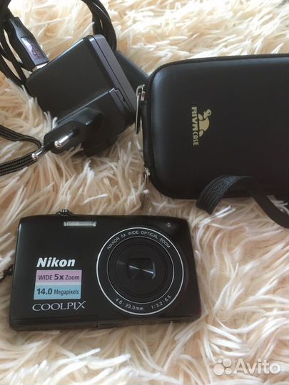 Компактный фотоаппарат Nikon Coolpix 1300