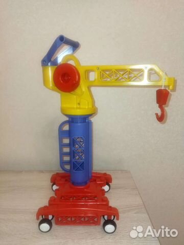 Подъемный кран игрушка