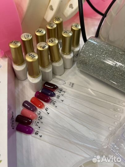Продам все для маникюра