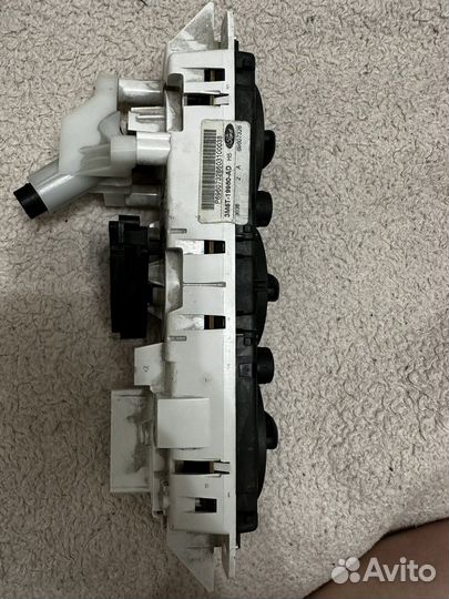 Блок управления печкой форд фокус 2