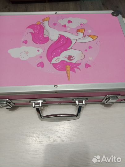 Набор юного художника