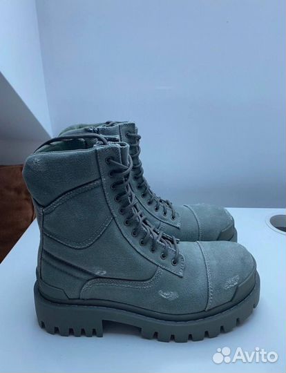 Balenciaga strike boots