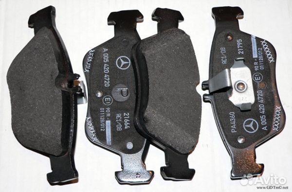 Передние тормозные колодки на mercedes-benz (W176)