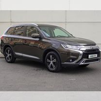 Mitsubishi Outlander 2.0 CVT, 2019, 63 306 км, с пробегом, цена 2 330 000 руб.