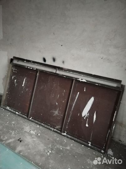 Железные двери бу очень тяжёлые толстый метал