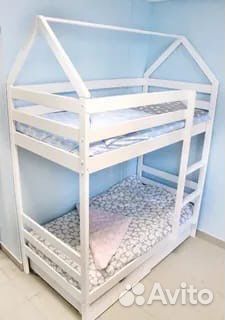 Двухярусная кровать