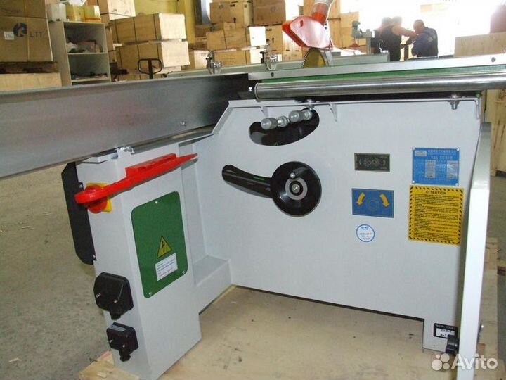 Y 45-1 Форматно-раскроечный станок с роликовой
