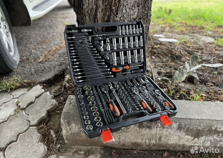 Набор инструментов 219 предметов force SATA