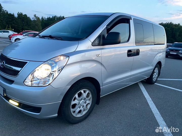 Hyundai Grand Starex 2.5 AT, 2009, 281 850 км