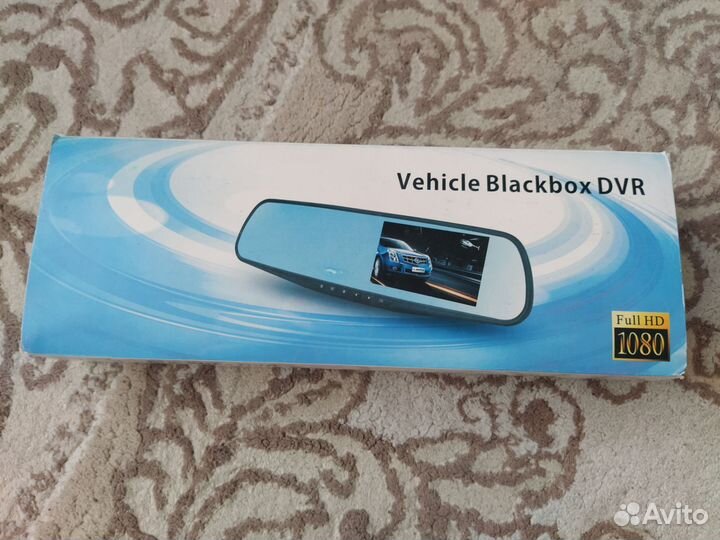 Видео регистратор с 2 камерами