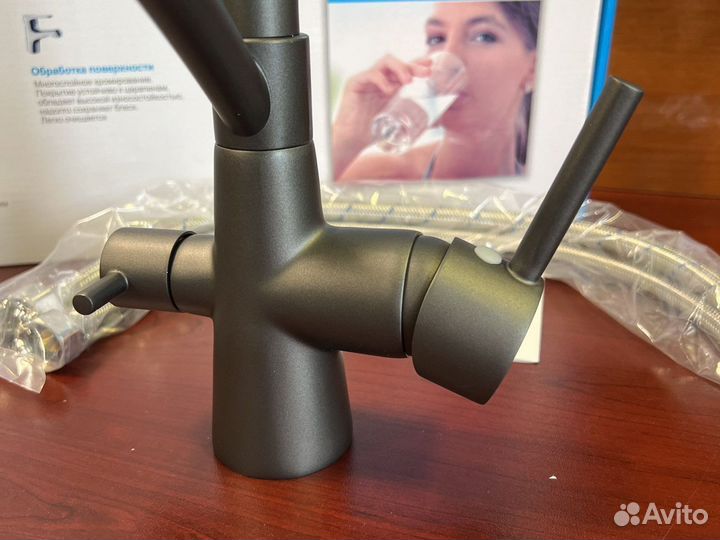 Смеситель для кухни графит с фильтром гибкий