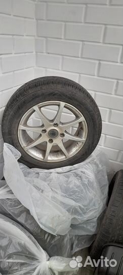 Колеса в сборе r15 летние