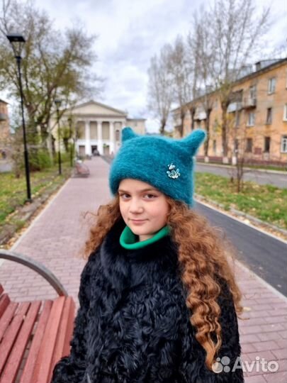 Шапка ручной работы из мохера