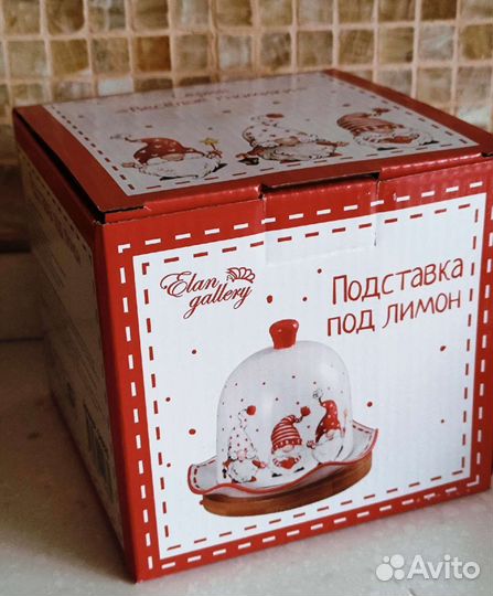 Посуда из фарфора бренда 