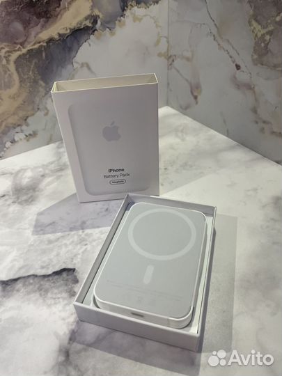 Apple mag safe повер-банк