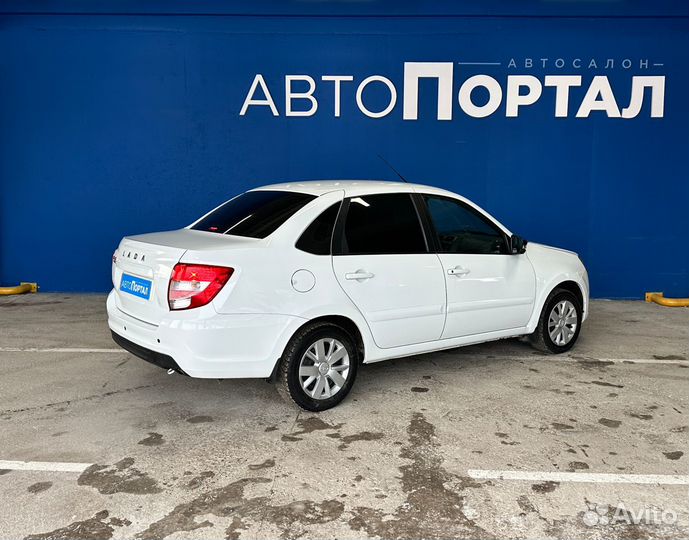 LADA Granta 1.6 МТ, 2020, 65 370 км