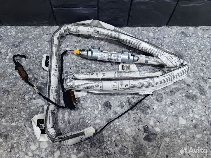 Подушка безопасности боковая правая W212