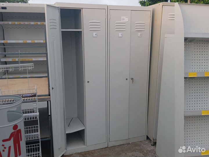 Шкаф для одежды металлический