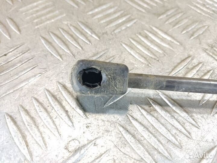 Амортизатор капота Bmw 6 2011-2017