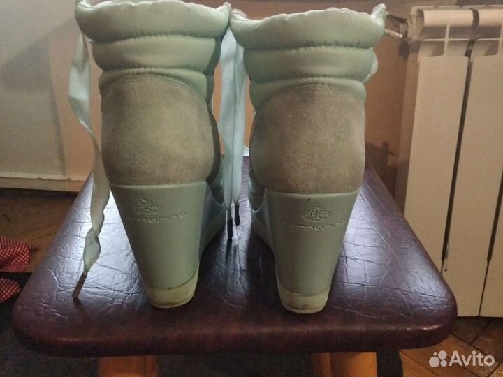 Кроссовки на платформе