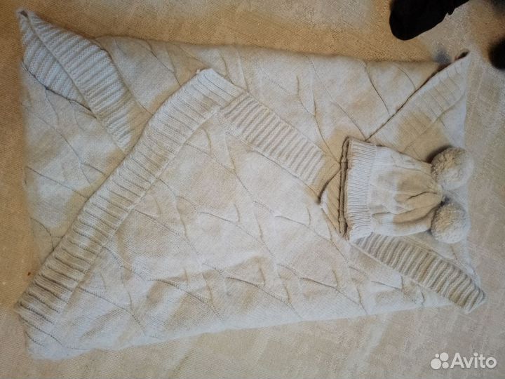 Детское одеяло в кроватку и шапочка