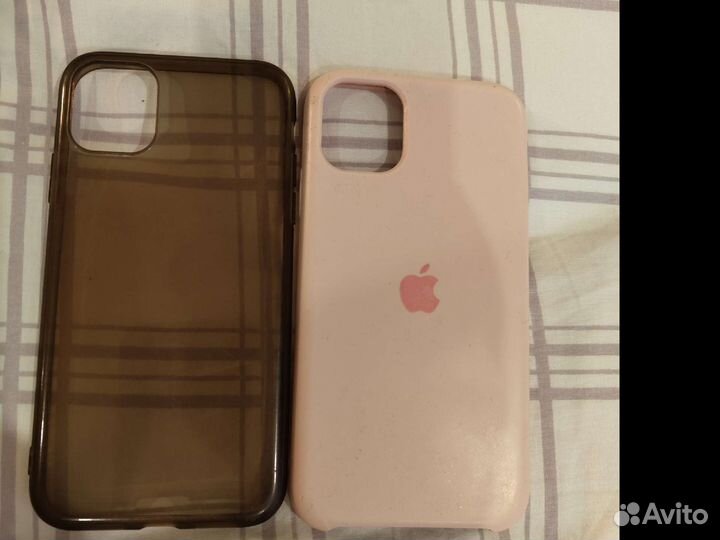 Чехол на iPhone 11