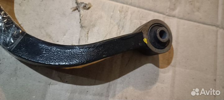 Кулак поворотный задний левый Hyundai Sonata, Kia