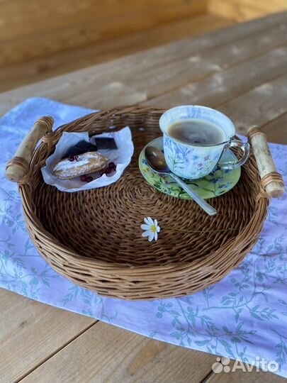 Поднос плетеный