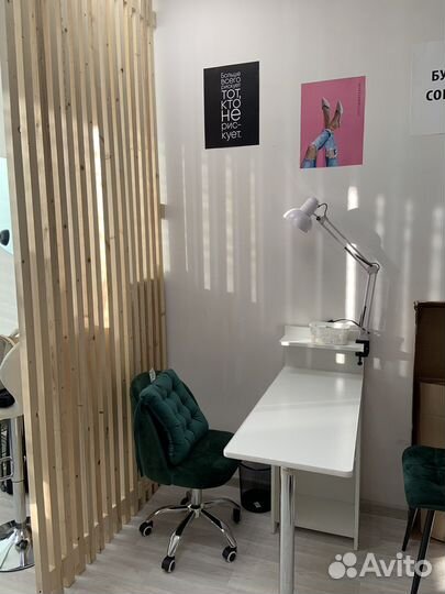 Место мастера маникюра