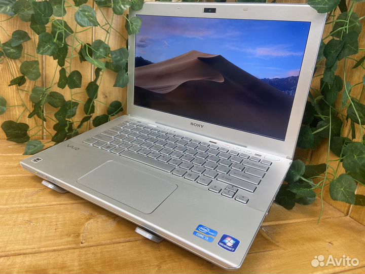 Быстрый стальной ноутбук Sony i3/SSD/6gb/14.1