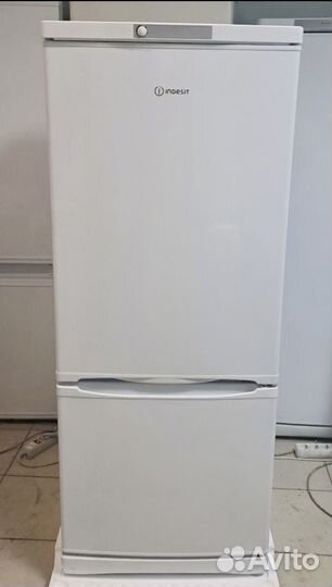 Новый холодильник Indesit