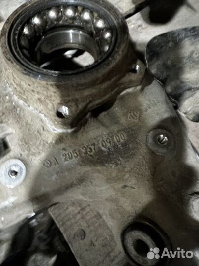 Задний поворотный кулак Mercedes w205 c200