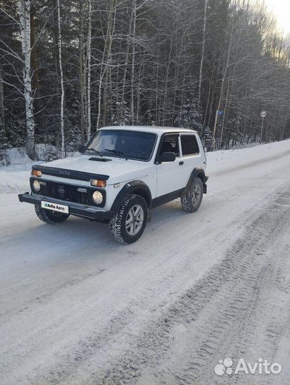 LADA 4x4 (Нива) 1.7 МТ, 2010, 200 000 км