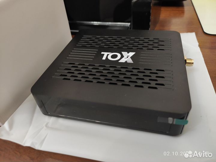 Android приставка Tox3 4гб/32гб (новая)