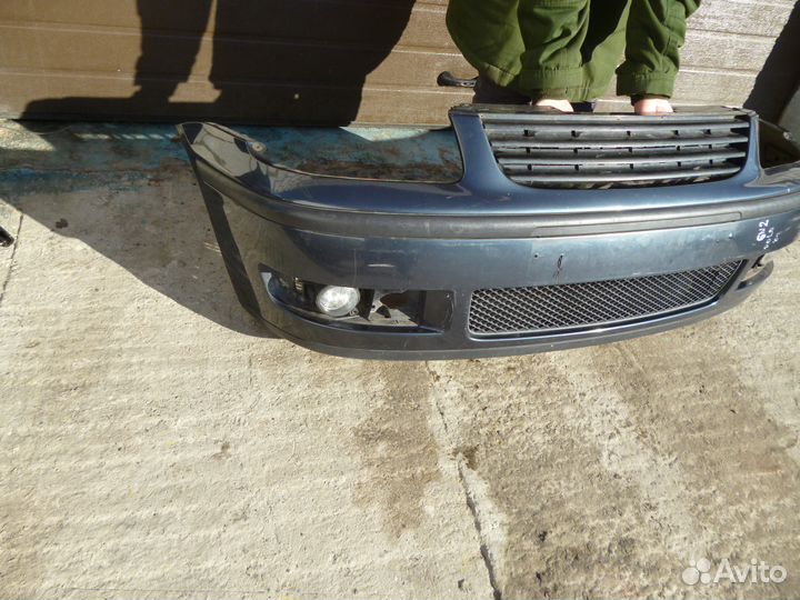 Бампер передний Volkswagen Polo 3