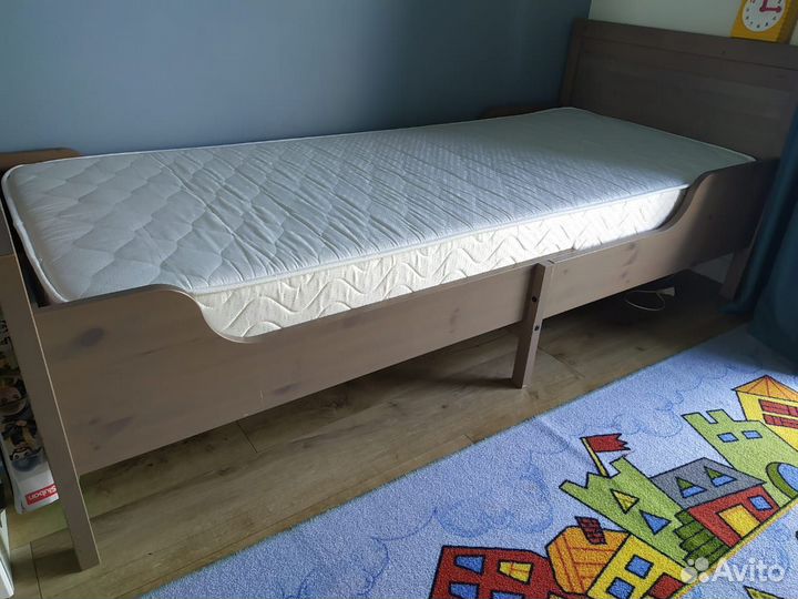 Раздвижная кровать IKEA Сундвик