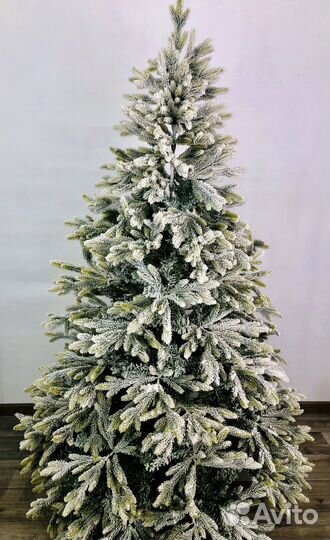 Елка искусственная заснеженная