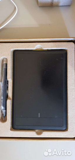 Графический планшет one by wacom