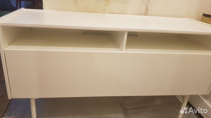 Тумба под телевизор