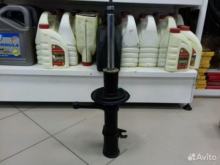 Стойка Ваз 2110 - 2112 передняя левая газ разборна