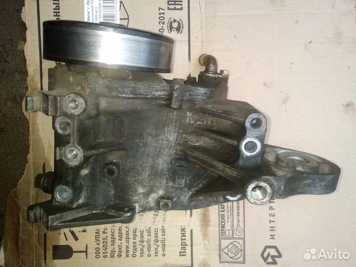 Помпа двигателя Honda Civic ep3 Type-R K20A2