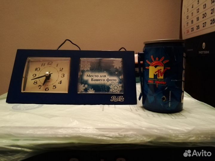 Банка пепси радио с наушниками