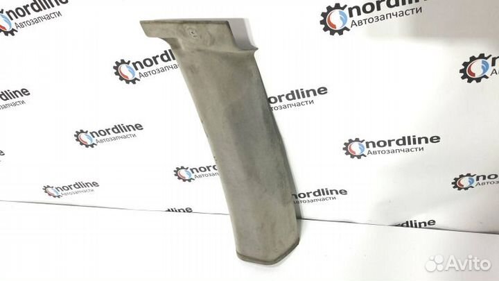 Облицовка стойки задняя правая Mercedes-Benz Vito