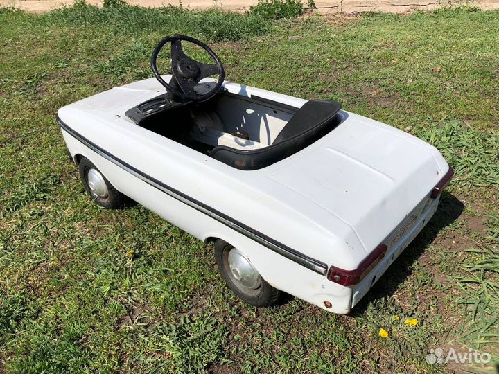 Педальный москвич СССР