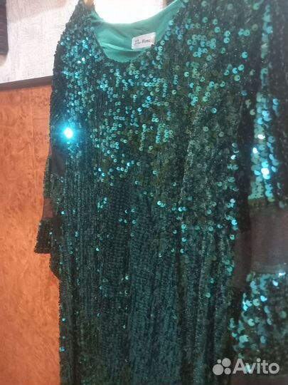 Нарядное платье